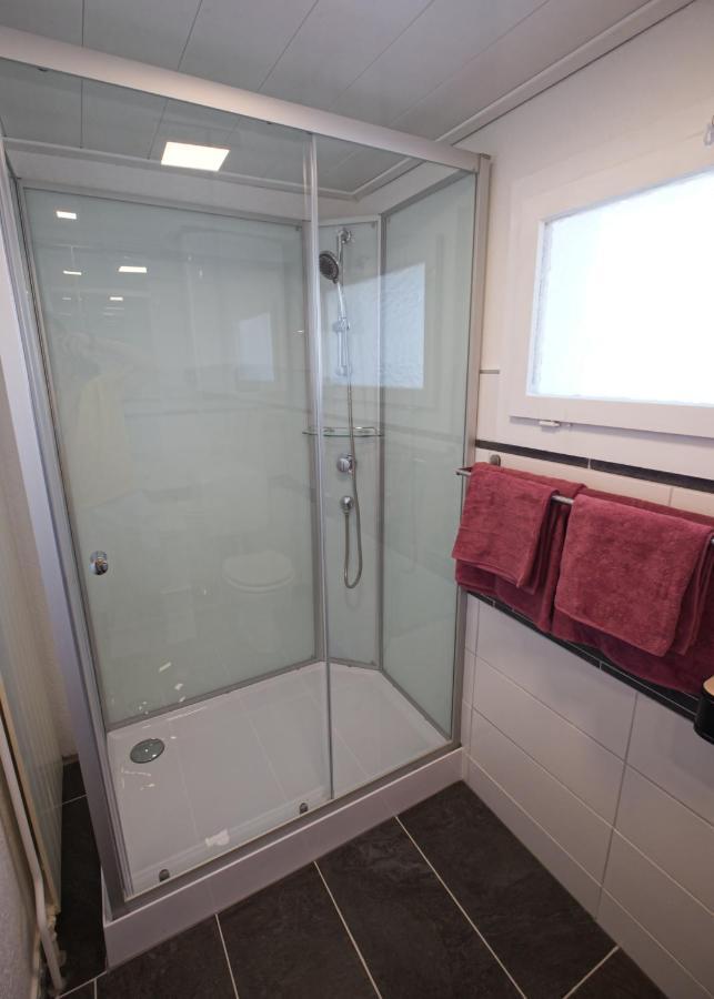 Lake Getaway Apartment With Private Entrance, Right On The Lake Constance Cycle Path, Barbecue Area, Free Wifi, Netflix And Free Bikes Salmsach Экстерьер фото